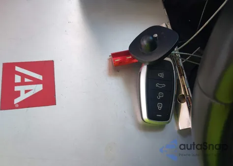 2016 Hyundai Veloster z USA, uszkodzony, nr VIN KMHTC6AD9GU304323